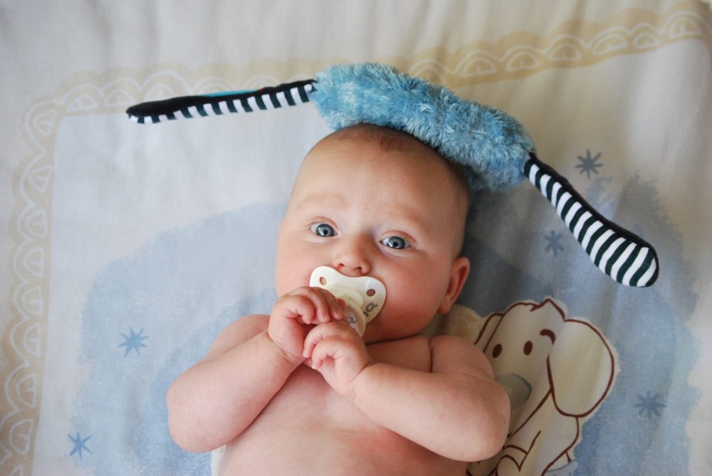 how to sterilize pacifiers and bottles