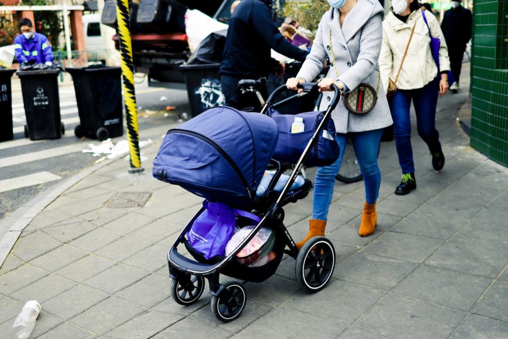 strollers with rubber wheels